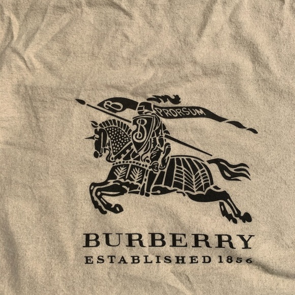 Burberry purse - Picture 6 of 12